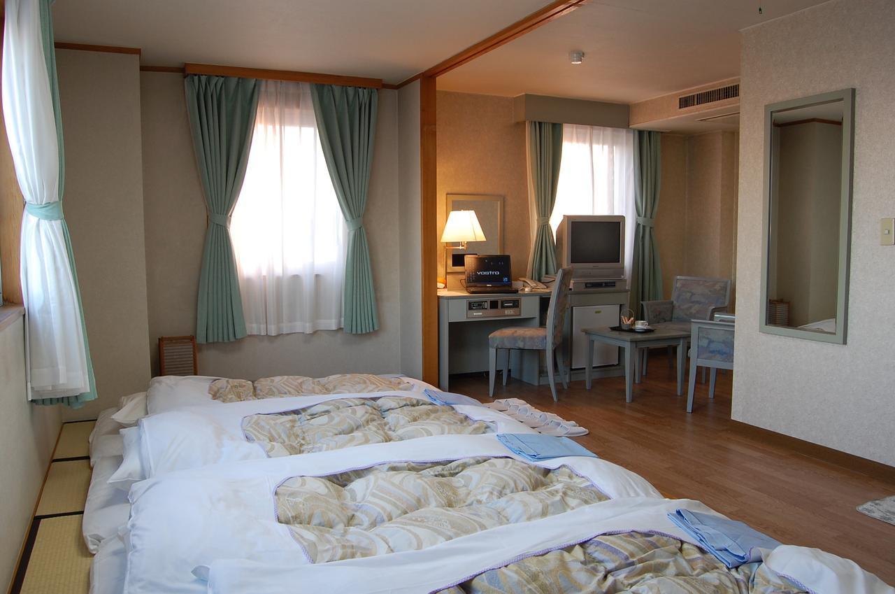Seagrande Shimizu Station Hotel Shizuoka Exterior foto